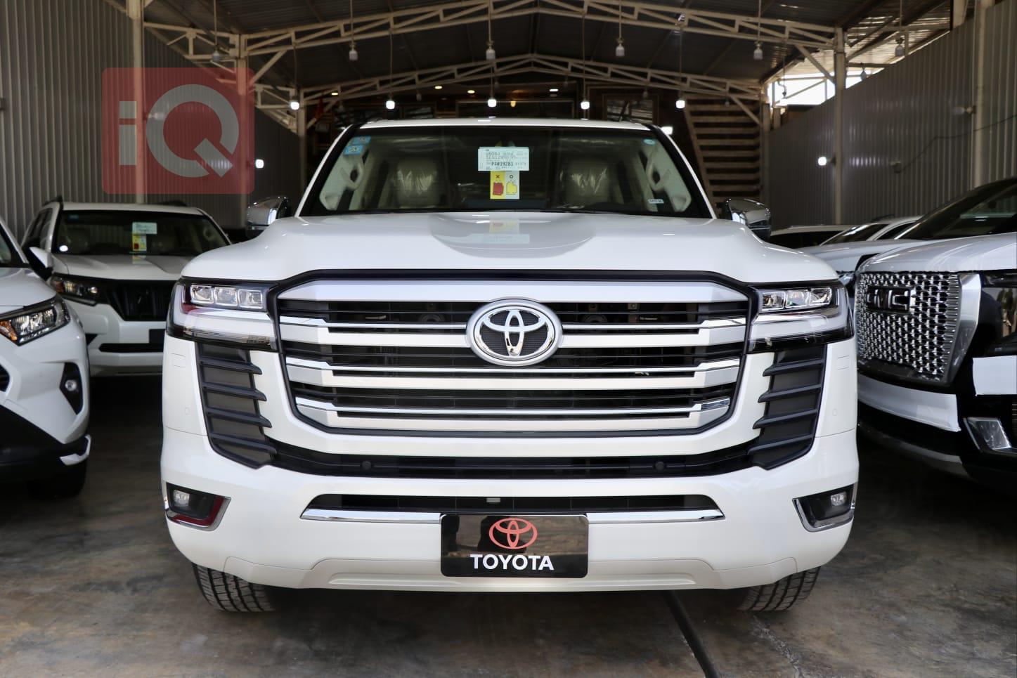 تويوتا لاندكروزر